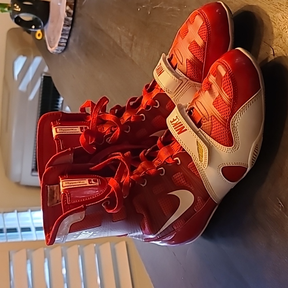 Nike HyperKO Boxing Shoes Mens Size 10 Red And White RARE size/Color
